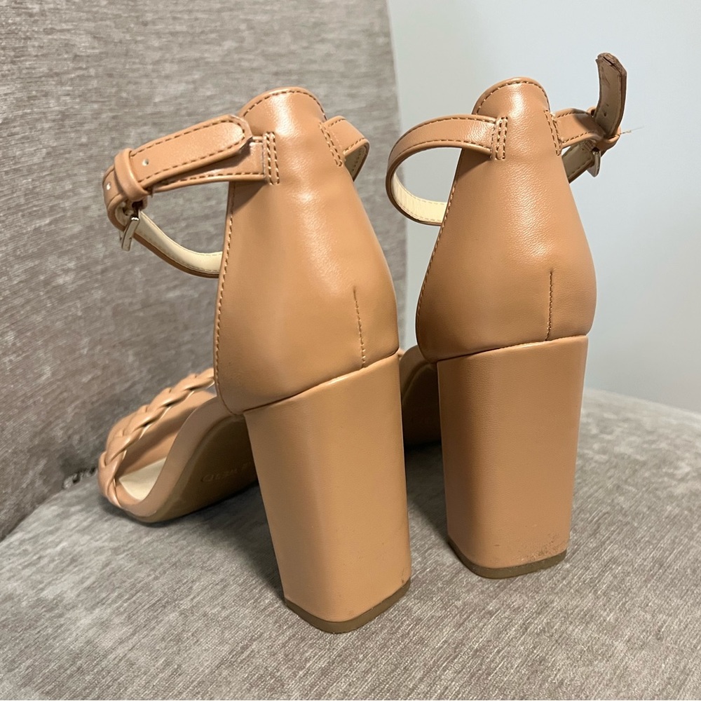 Nine West Block Heels With Square Toe- Shade: Nude - image 6